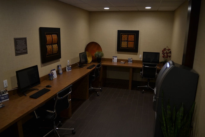 Imagen de los interiores del Hotel Best Western Downtown Stuart. Foto 10
