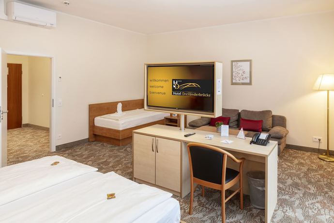 Imagen de la habitación del Hotel Best Western Dreilaenderbruecke. Foto 17