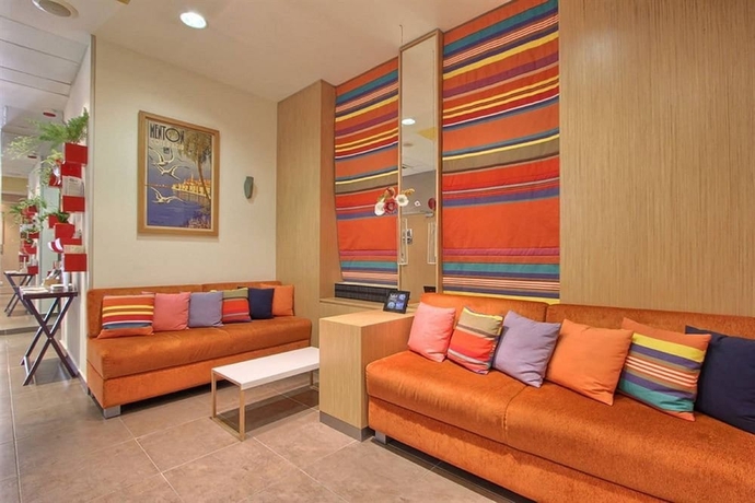 Imagen de los interiores del Hotel Best Western Du Mucem. Foto 19