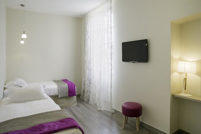 Imagen de la habitación del Hotel Best Western Du Roy D'aragon. Foto 11