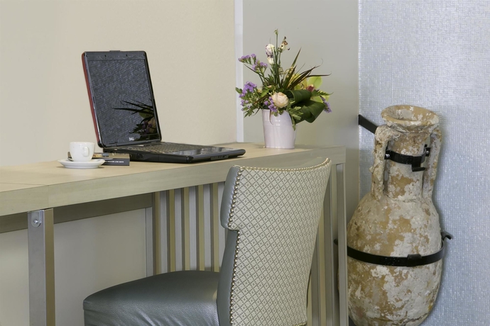 Imagen de los interiores del Hotel Best Western Du Roy D'aragon. Foto 15