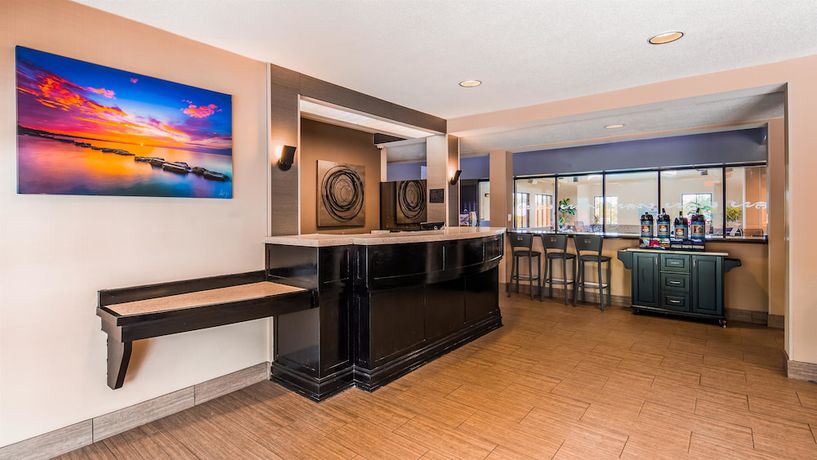 Imagen de los interiores del Hotel Best Western Dunkirk And Fredonia Inn. Foto 15
