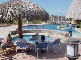 Imagen de la piscina del Hotel Best Western Ecoplaya. Foto 6
