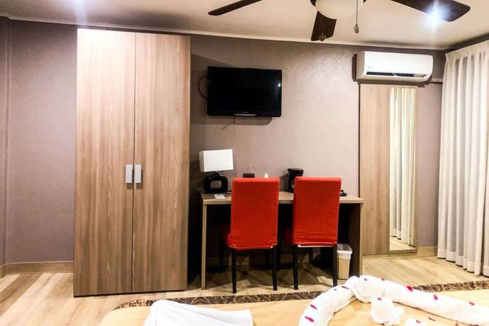 Imagen de la habitación del Hotel Best Western El Sitio and Casino. Foto 10