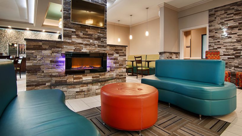 Imagen de los interiores del Hotel Best Western Elkhart Inn and Suites. Foto 18