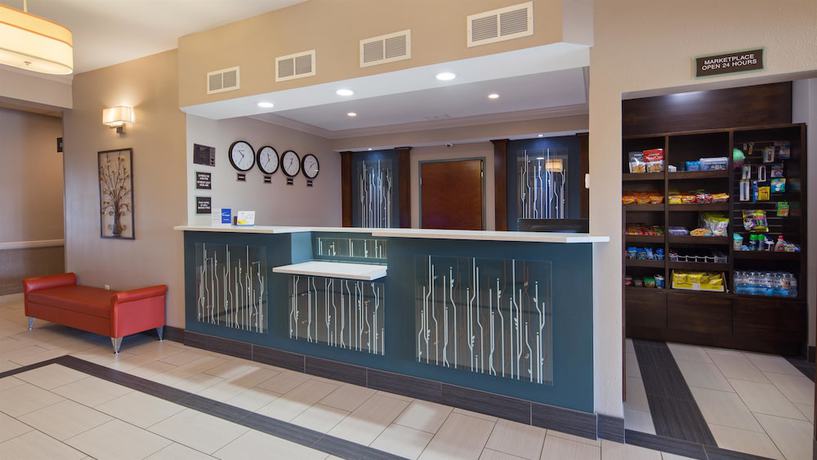 Imagen de los interiores del Hotel Best Western Elkhart Inn and Suites. Foto 19