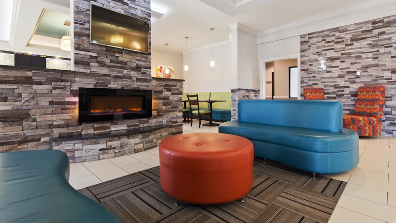 Imagen de los interiores del Hotel Best Western Elkhart Inn and Suites. Foto 20