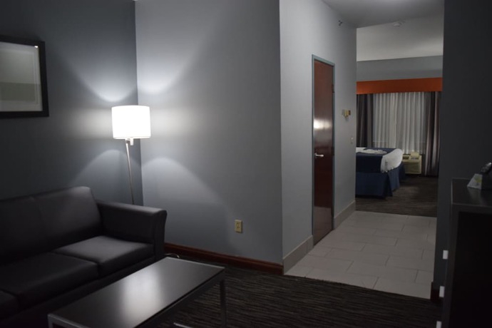 Imagen de la habitación del Hotel Best Western Elkhart Inn and Suites. Foto 16