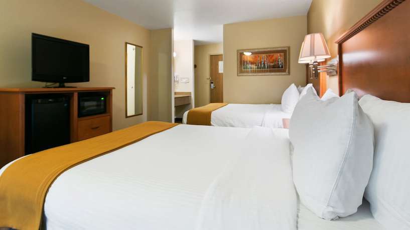 Imagen de la habitación del Hotel Best Western Empire Towers. Foto 2