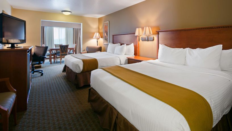 Imagen de la habitación del Hotel Best Western Empire Towers. Foto 7