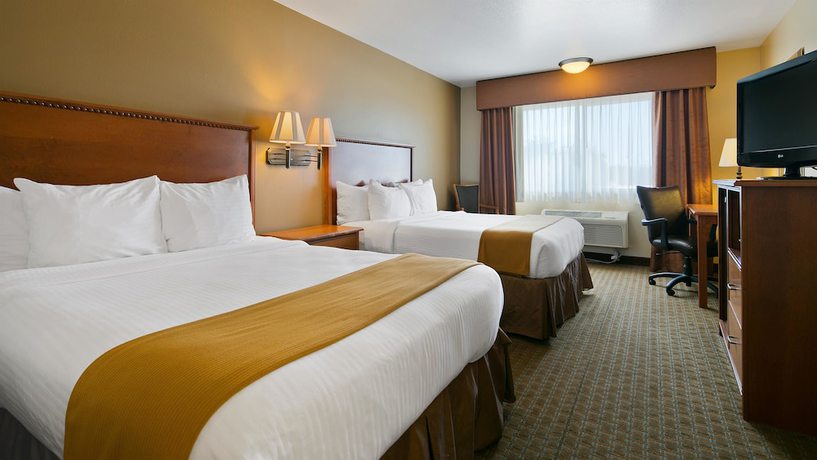 Imagen de la habitación del Hotel Best Western Empire Towers. Foto 13