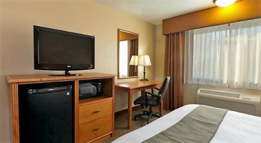 Imagen de la habitación del Hotel Best Western Empire Towers. Foto 14