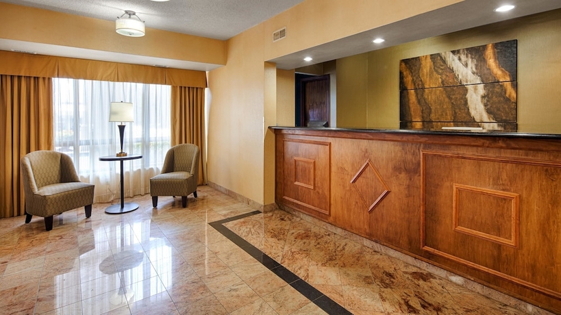 Imagen de los interiores del Hotel Best Western Emporia. Foto 11