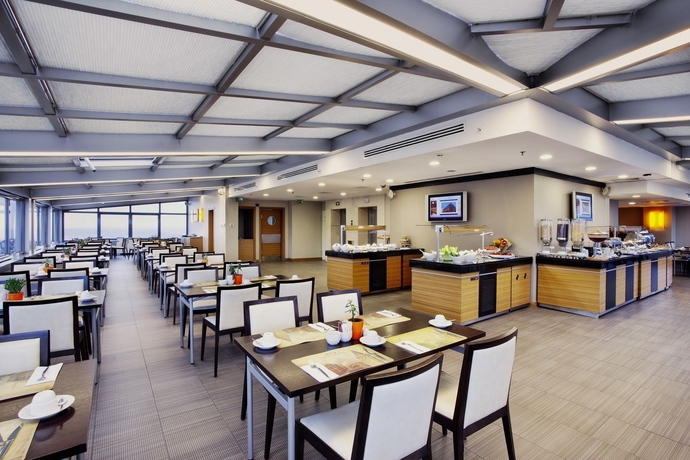 Imagen del bar/restaurante del Hotel Best Western Eresin Taxim. Foto 4