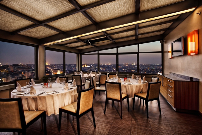 Imagen del bar/restaurante del Hotel Best Western Eresin Taxim. Foto 6