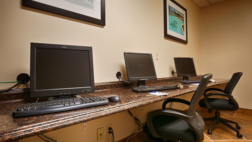 Imagen de los interiores del Hotel Best Western Executive. Foto 12