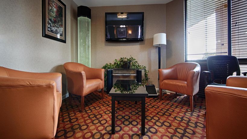 Imagen de los interiores del Hotel Best Western Executive Inn, Grove City. Foto 5