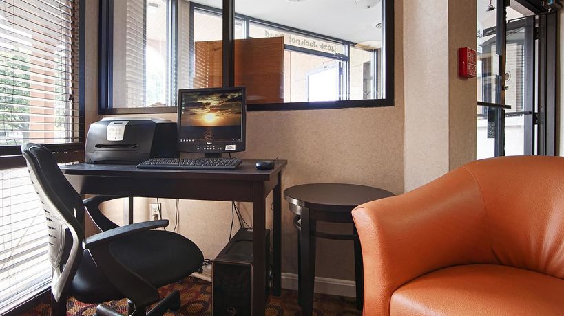 Imagen de los interiores del Hotel Best Western Executive Inn, Grove City. Foto 6