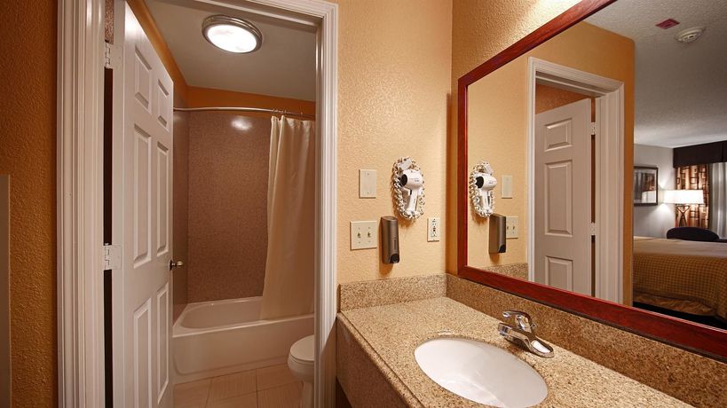 Imagen de la habitación del Hotel Best Western Executive Inn, Grove City. Foto 3