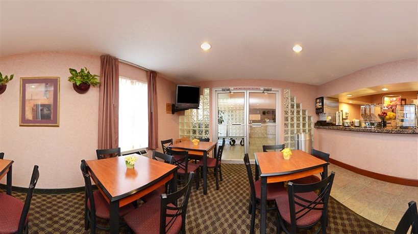 Imagen del bar/restaurante del Hotel Best Western Executive Inn and Suites, Colorado Springs. Foto 3