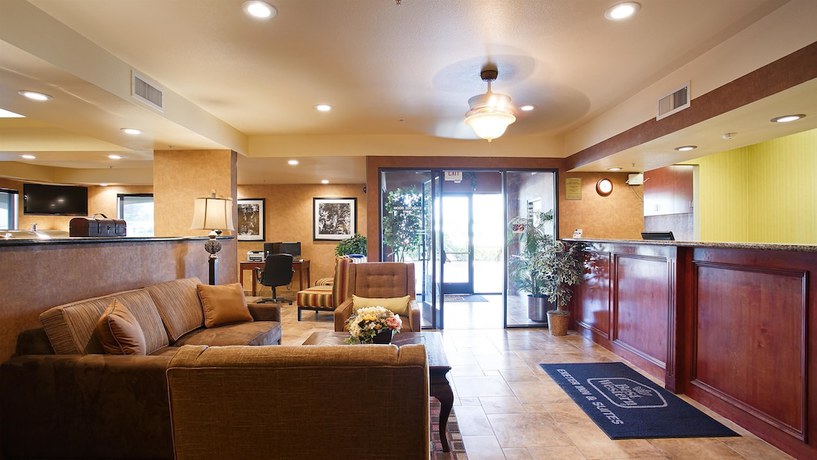 Imagen de los interiores del Hotel Best Western Exeter Inn and Suites. Foto 17