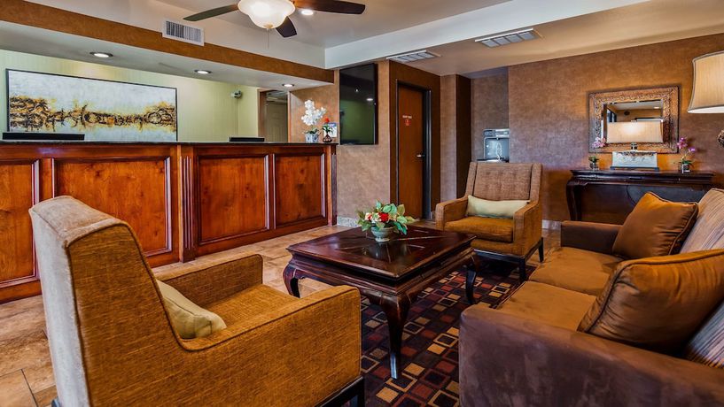 Imagen de los interiores del Hotel Best Western Exeter Inn and Suites. Foto 18