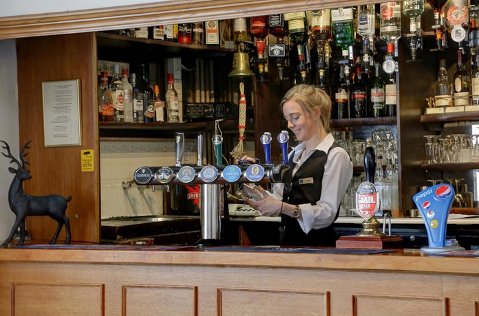 Imagen del bar/restaurante del Hotel Best Western Exeter Lord Haldon Country. Foto 6