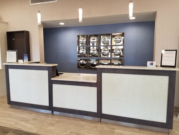 Imagen de los interiores del Hotel Best Western Fairfax. Foto 12