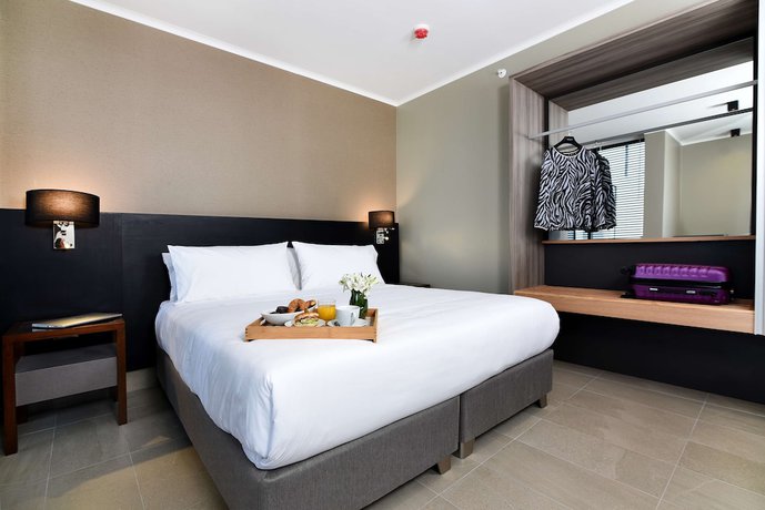 Imagen de la habitación del Hotel Best Western Ferrat. Foto 7