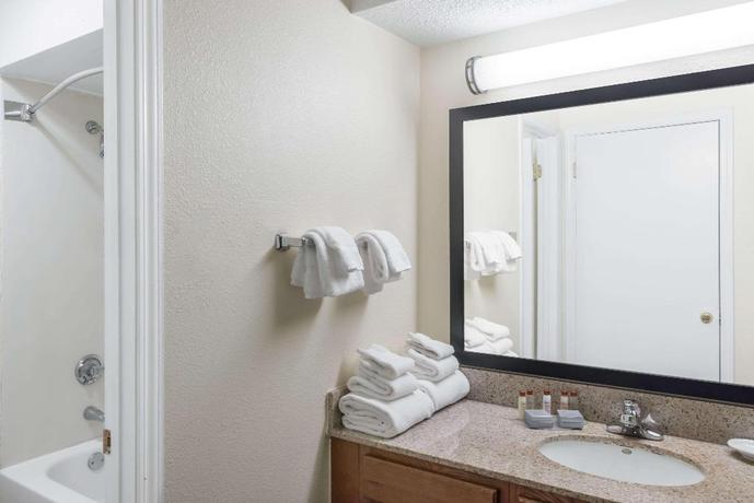 Imagen de la habitación del Hotel Best Western Fishkill Inn & Suites. Foto 6