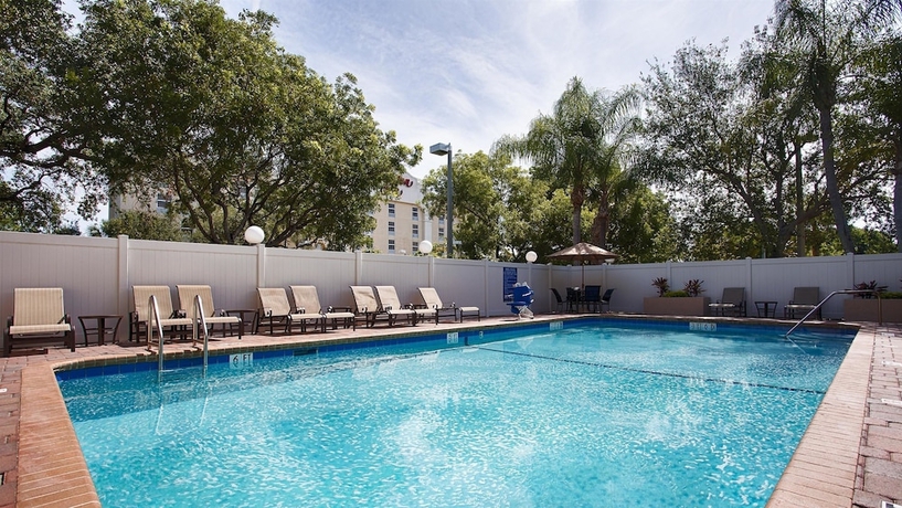 Imagen de la piscina del Hotel Best Western Fort Lauderdale Airport/Cruise Port. Foto 19