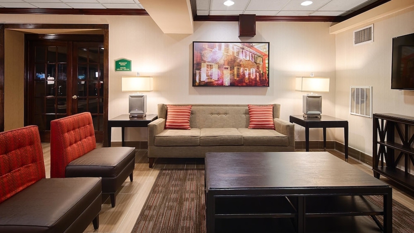 Imagen de los interiores del Hotel Best Western Fort Washington Inn. Foto 14