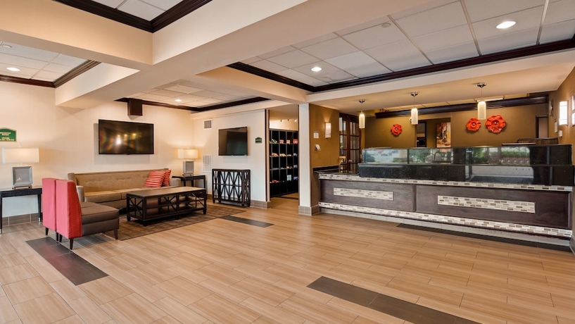 Imagen de los interiores del Hotel Best Western Fort Washington Inn. Foto 17