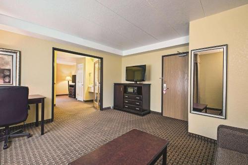 Imagen de la habitación del Hotel Best Western Fort Wayne I-69 North. Foto 10