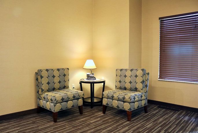 Imagen de los interiores del Hotel Best Western Fostoria Inn And Suites. Foto 16