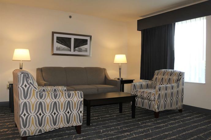 Imagen de la habitación del Hotel Best Western Fostoria Inn And Suites. Foto 4