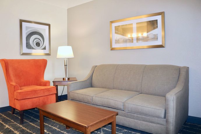 Imagen de la habitación del Hotel Best Western Fostoria Inn And Suites. Foto 11