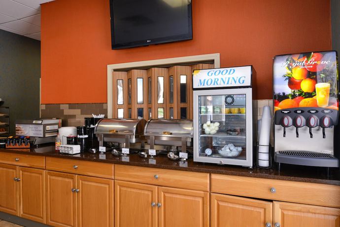 Imagen del bar/restaurante del Hotel Best Western Franklin Inn. Foto 9