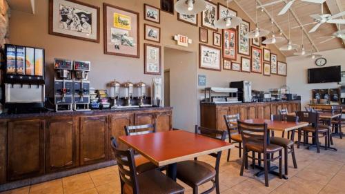 Imagen general del Hotel Best Western Frontier Motel. Foto 19