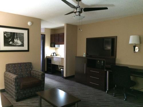 Imagen general del Hotel Best Western Galleria Inn & Suites. Foto 2