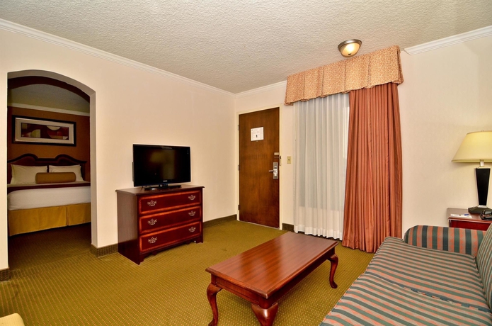 Imagen de la habitación del Hotel Best Western Galleria Inn and Suites, Cheektowaga. Foto 5