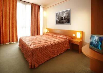Imagen de la habitación del Hotel Best Western Garda. Foto 4
