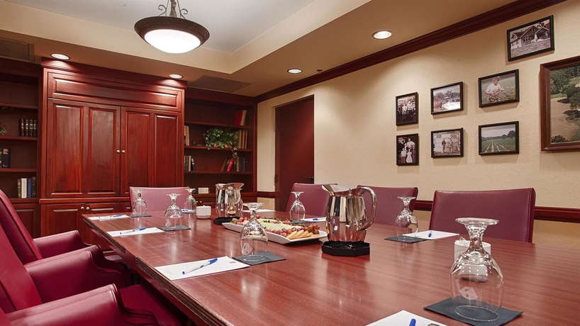Imagen de los interiores del Hotel Best Western Gateway Grand. Foto 11