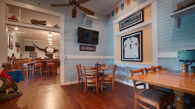 Imagen del bar/restaurante del Hotel Best Western Gateway Grand. Foto 5