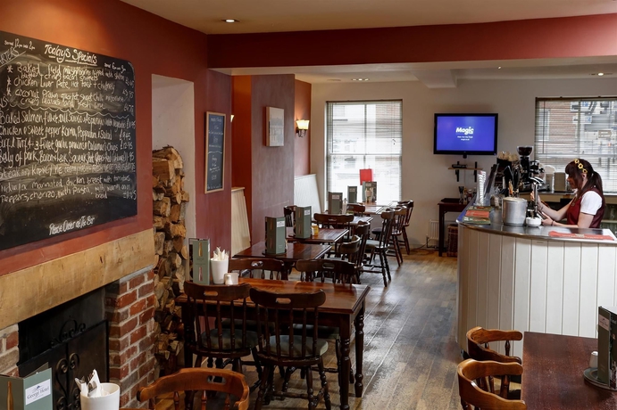 Imagen del bar/restaurante del Hotel Best Western George. Foto 4