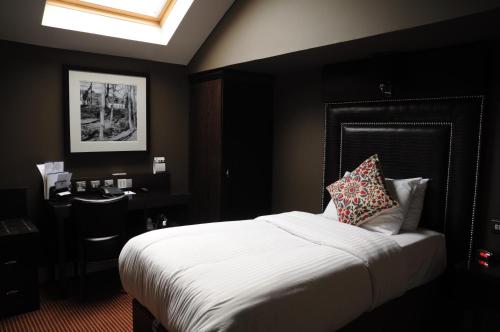 Imagen de la habitación del Hotel Best Western Glasgow South Eglinton Arms. Foto 3