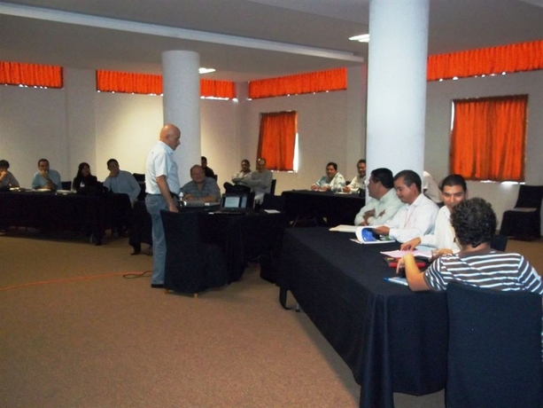 Imagen de los interiores del Hotel Best Western Global Express. Foto 9