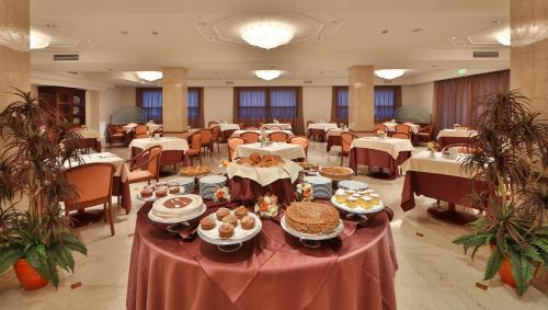 Imagen general del Hotel Best Western Globus City. Foto 4