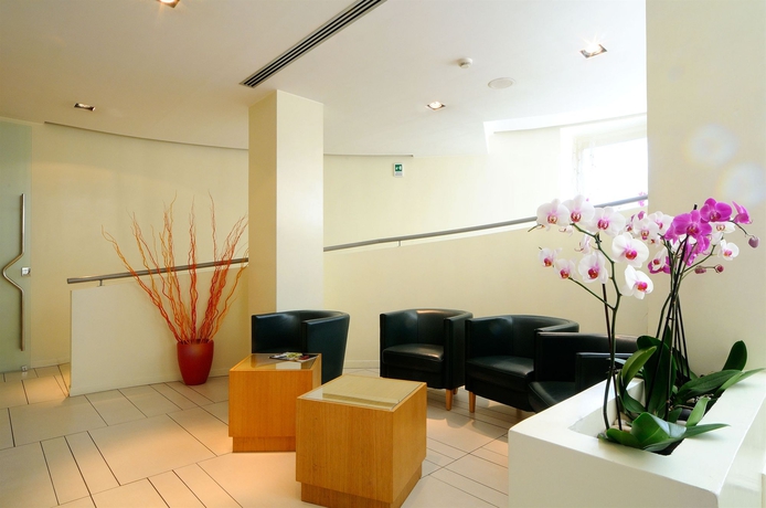 Imagen de los interiores del Hotel Best Western Globus. Foto 11