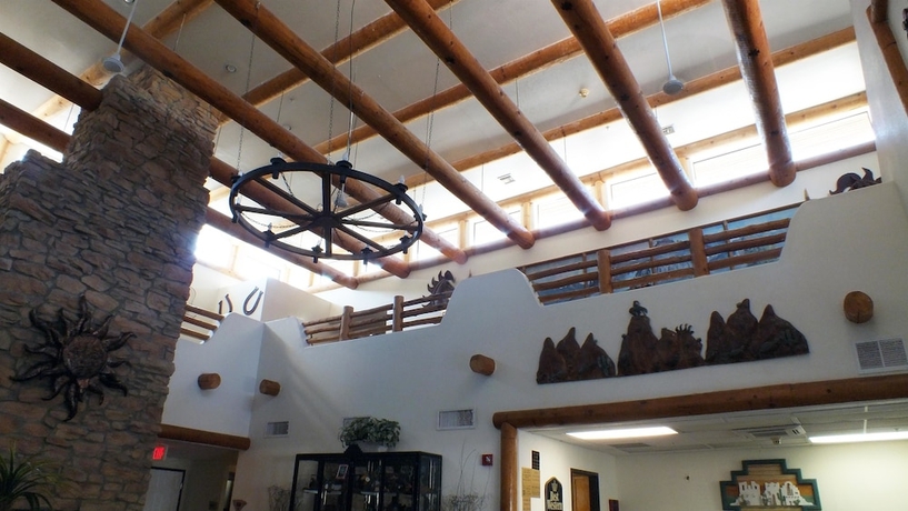 Imagen de los interiores del Hotel Best Western Gold Canyon Inn and Suites. Foto 17